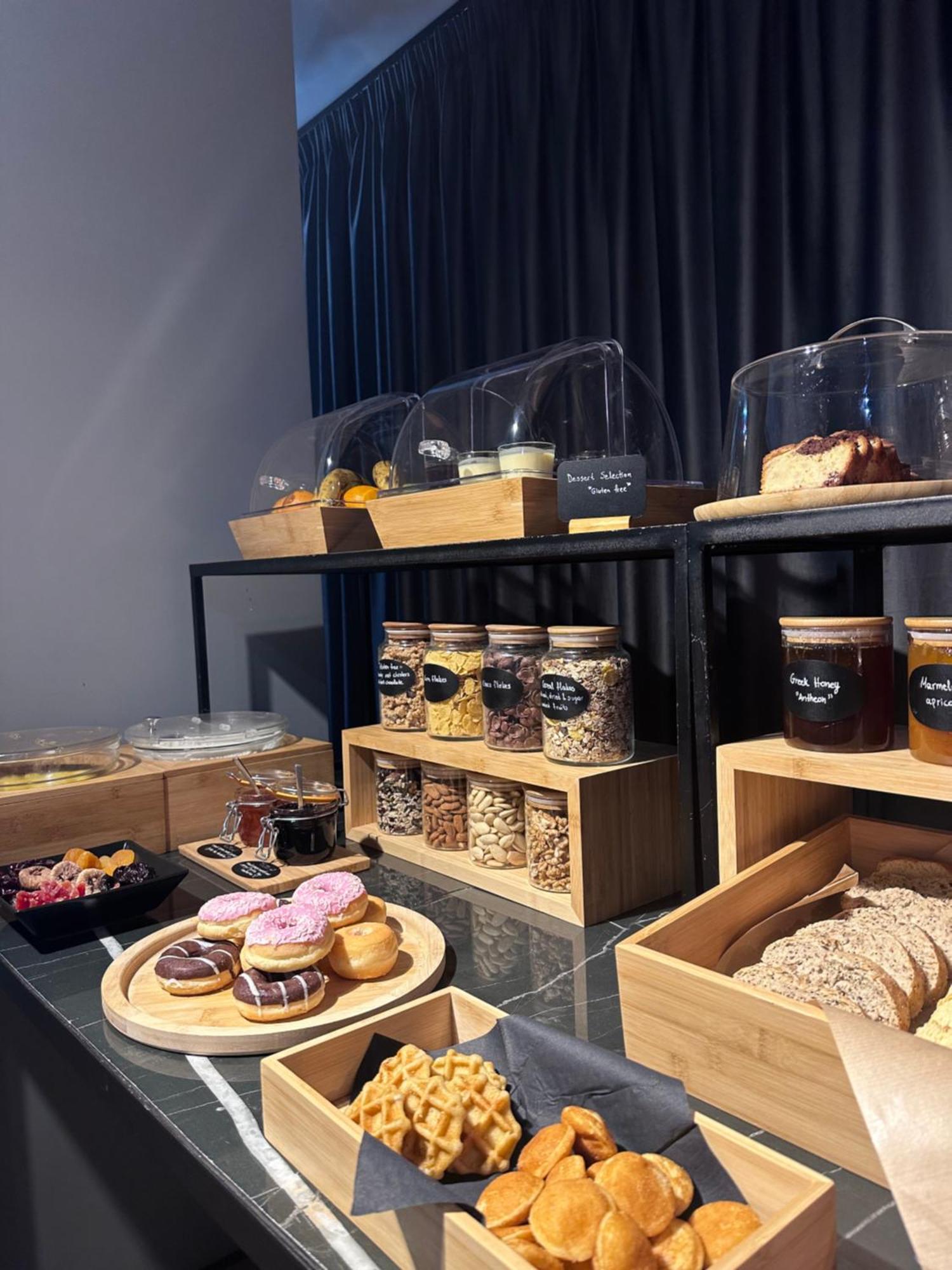 אתונה The Duke Boutique Suites מראה חיצוני תמונה